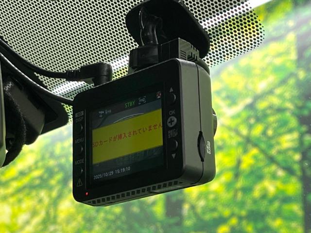 キャラバン ロングＥＸ　ディスプレイオーディオ　全周囲カメラ　禁煙車　ドラレコ　コーナーセンサー　ＥＴＣ　オートライト　Ｂｌｕｅｔｏｏｔｈ接続　電動格納ミラー　盗難防止措置　プライバシーガラス（4枚目）