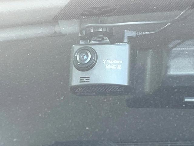 キャラバン ロングＥＸ　ディスプレイオーディオ　全周囲カメラ　禁煙車　ドラレコ　コーナーセンサー　ＥＴＣ　オートライト　Ｂｌｕｅｔｏｏｔｈ接続　電動格納ミラー　盗難防止措置　プライバシーガラス（33枚目）