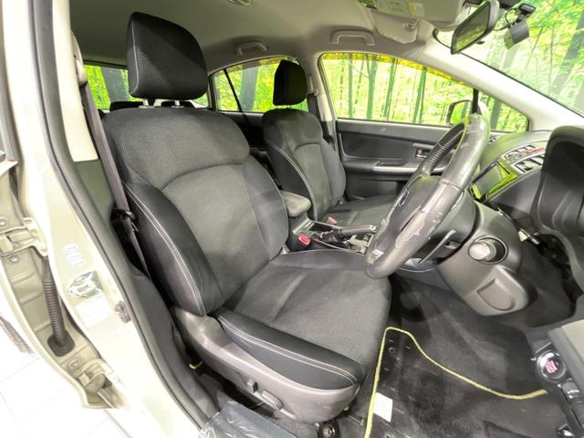 ＸＶ ２．０ｉ－Ｌ　アイサイト　４ＷＤ　純正ＳＤナビ　バックカメラ　アイサイト　レーダークルーズ　禁煙車　ドラレコ　コーナーセンサー　スマートキー　ＨＩＤヘッド　ルーフレール　ＥＴＣ　車線逸脱警報　オートライト　デュアルエアコン（8枚目）