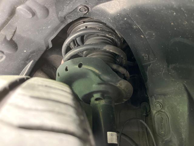 ＸＶ ２．０ｉ－Ｌ　アイサイト　４ＷＤ　純正ＳＤナビ　バックカメラ　アイサイト　レーダークルーズ　禁煙車　ドラレコ　コーナーセンサー　スマートキー　ＨＩＤヘッド　ルーフレール　ＥＴＣ　車線逸脱警報　オートライト　デュアルエアコン（20枚目）