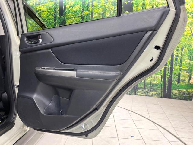 ＸＶ ２．０ｉ－Ｌ　アイサイト　４ＷＤ　純正ＳＤナビ　バックカメラ　アイサイト　レーダークルーズ　禁煙車　ドラレコ　コーナーセンサー　スマートキー　ＨＩＤヘッド　ルーフレール　ＥＴＣ　車線逸脱警報　オートライト　デュアルエアコン（65枚目）