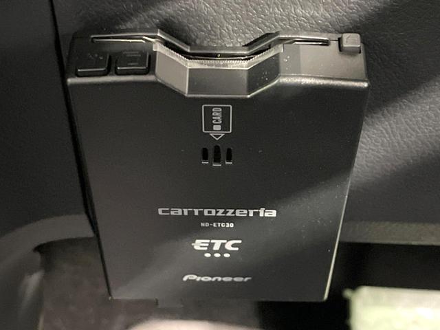 ヴィッツ F セーフティーエディションIII 純正SDナビ バックカメラ セーフティセンス 禁煙車 スマートキー LEDヘッド ETC オートハイビーム 車線逸脱警報 オートライト Bluetooth CD DVD再生 地デジ(6枚目)