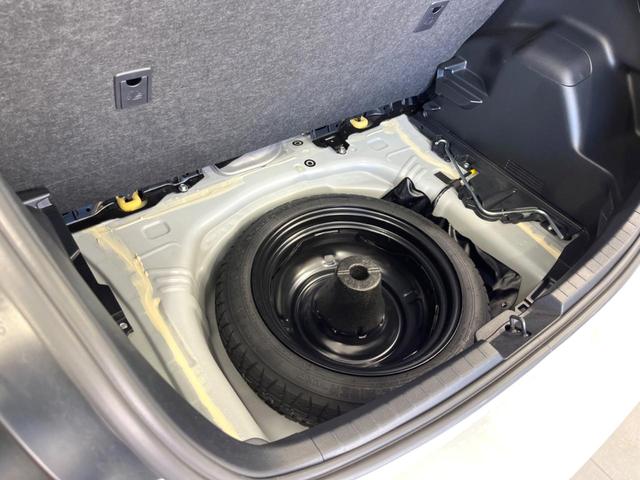 ヴィッツ F セーフティーエディションIII 純正SDナビ バックカメラ セーフティセンス 禁煙車 スマートキー LEDヘッド ETC オートハイビーム 車線逸脱警報 オートライト Bluetooth CD DVD再生 地デジ(28枚目)