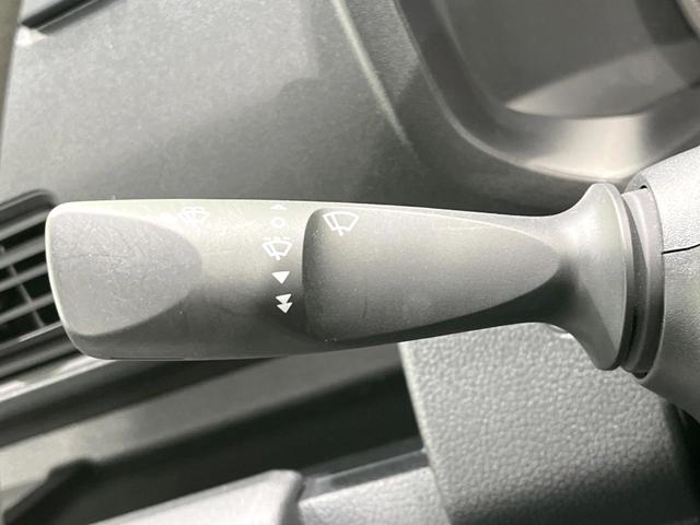 ピクシストラック スタンダード 4WD FMラジオ 衝突被害軽減システム 禁煙車 コーナーセンサー 車線逸脱警報 オートライト アイドリングストップ 衝突安全ボディ(41枚目)