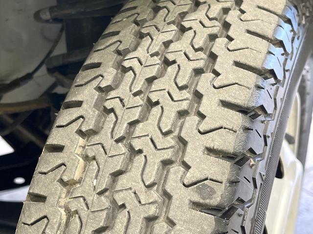 ピクシストラック スタンダード 4WD FMラジオ 衝突被害軽減システム 禁煙車 コーナーセンサー 車線逸脱警報 オートライト アイドリングストップ 衝突安全ボディ(48枚目)