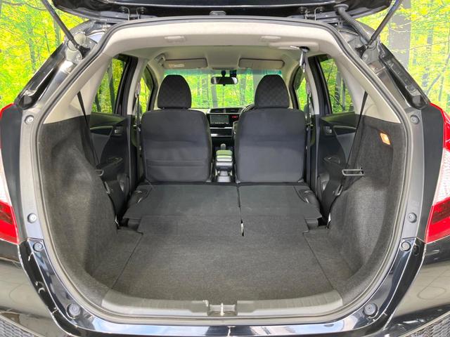 フィット 13G・Fパッケージ SDナビ 禁煙車 ドラレコ スマートキー LEDヘッド ETC オートライト オートエアコン Bluetooth接続 CD DVD再生 地デジ 電動格納ミラー 衝突安全ボディ(10枚目)