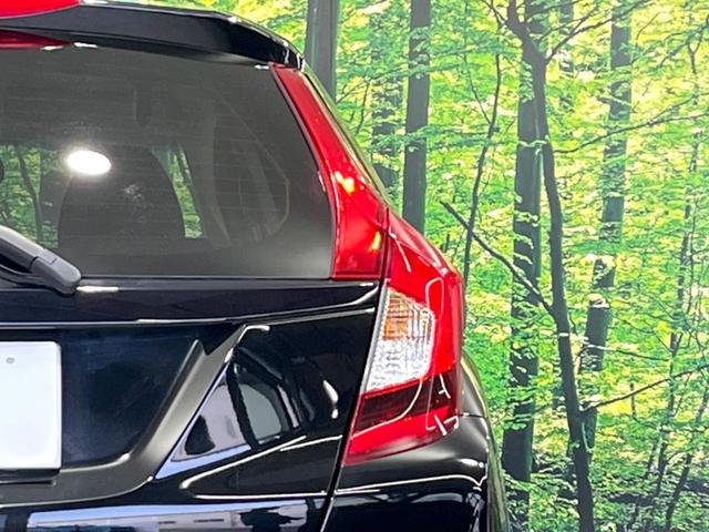 フィット 13G・Fパッケージ SDナビ 禁煙車 ドラレコ スマートキー LEDヘッド ETC オートライト オートエアコン Bluetooth接続 CD DVD再生 地デジ 電動格納ミラー 衝突安全ボディ(28枚目)