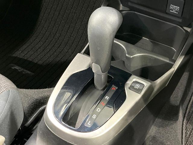 フィット 13G・Fパッケージ SDナビ 禁煙車 ドラレコ スマートキー LEDヘッド ETC オートライト オートエアコン Bluetooth接続 CD DVD再生 地デジ 電動格納ミラー 衝突安全ボディ(49枚目)