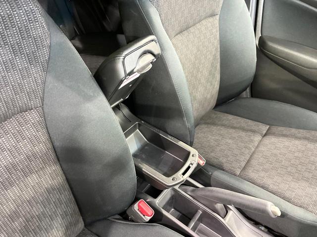 フィット 13G・Fパッケージ SDナビ 禁煙車 ドラレコ スマートキー LEDヘッド ETC オートライト オートエアコン Bluetooth接続 CD DVD再生 地デジ 電動格納ミラー 衝突安全ボディ(52枚目)