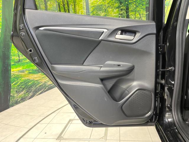 フィット 13G・Fパッケージ SDナビ 禁煙車 ドラレコ スマートキー LEDヘッド ETC オートライト オートエアコン Bluetooth接続 CD DVD再生 地デジ 電動格納ミラー 衝突安全ボディ(55枚目)