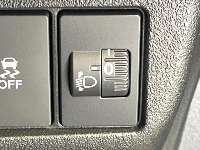 N-BOXカスタム ターボ 4WD ターボ 両側電動ドア 純正9型ナビ 全周囲カメラ 衝突被害軽減システム レーダークルーズ 禁煙車 ハーフレザーシート ドラレコ コーナーセンサー スマートキー LEDヘッド ビルトインETC(46枚目)