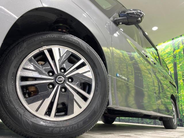 セレナ ｅ－パワー　ハイウェイスターＶ　両側電動ドア　純正１０型ナビ　後席モニター　全周囲カメラ　衝突被害軽減システム　レーダークルーズ　禁煙車　ドラレコ　コーナーセンサー　スマートキー　ＬＥＤヘッド　ビルトインＥＴＣ　車線逸脱警報（14枚目）