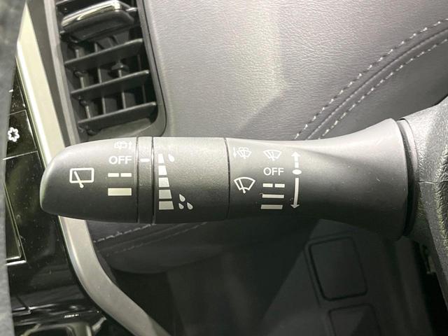 セレナ ｅ－パワー　ハイウェイスターＶ　両側電動ドア　純正１０型ナビ　後席モニター　全周囲カメラ　衝突被害軽減システム　レーダークルーズ　禁煙車　ドラレコ　コーナーセンサー　スマートキー　ＬＥＤヘッド　ビルトインＥＴＣ　車線逸脱警報（41枚目）