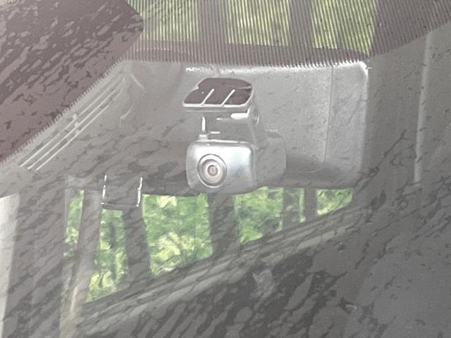 セレナ ｅ－パワー　ハイウェイスターＶ　両側電動ドア　純正１０型ナビ　後席モニター　全周囲カメラ　衝突被害軽減システム　レーダークルーズ　禁煙車　ドラレコ　コーナーセンサー　スマートキー　ＬＥＤヘッド　ビルトインＥＴＣ　車線逸脱警報（49枚目）