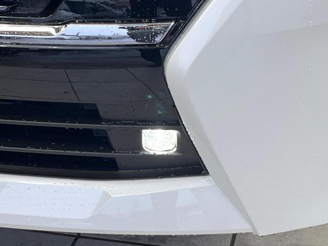 セレナ ｅ－パワー　ハイウェイスターＶ　登録済未使用車　両側電動スライドドア　純正１２．３型ナビ　全周囲カメラ　衝突軽減　ドラレコ　コーナーセンサー　スマートキー　ＬＥＤヘッド　ＥＴＣ２．０　地デジＴＶ　オートハイビーム　オートライト（31枚目）