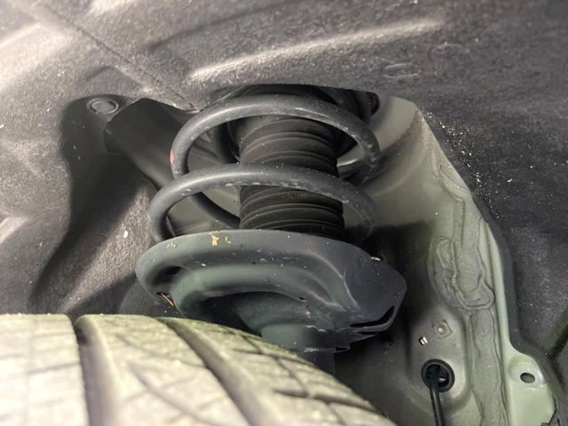 RAV4 ハイブリッドアドベンチャー 4WD ムーンルーフ バックカメラ 衝突被害軽減システム レーダークルーズ 禁煙車 ハーフレザーシート 前席シートエアコン パワーシート コーナーセンサー スマートキー LEDヘッド ETC2.0(20枚目)