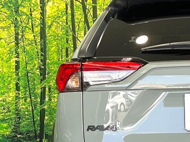 RAV4 ハイブリッドアドベンチャー 4WD ムーンルーフ バックカメラ 衝突被害軽減システム レーダークルーズ 禁煙車 ハーフレザーシート 前席シートエアコン パワーシート コーナーセンサー スマートキー LEDヘッド ETC2.0(31枚目)