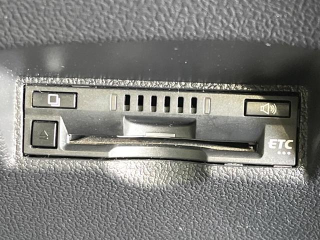 プリウス Aプレミアム ツーリングセレクション モデリスタフルエアロ 純正9型ナビ バックカメラ セーフティセンス レーダークルーズ 禁煙車 レザーシート ドラレコ コーナーセンサー LEDヘッド ナビ連動ETC オートハイビーム(6枚目)