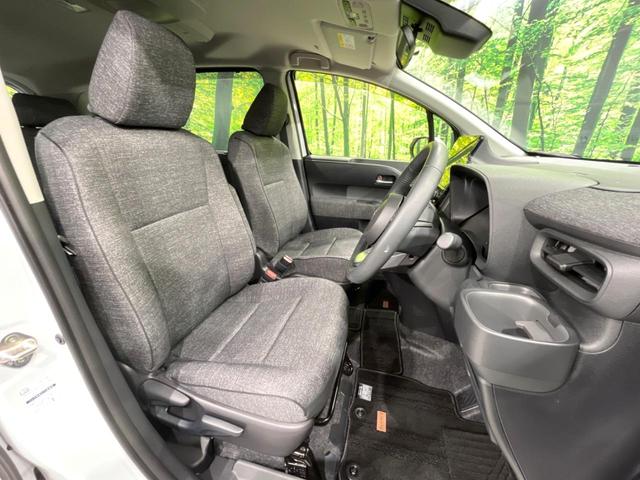 シエンタ ハイブリッドZ 4WD 10.5インチディスプレイ 両側電動ドア 全周囲カメラ セーフティセンス レーダークルーズ 禁煙車 ドラレコ コーナーセンサー LEDヘッド ETC2.0 オートハイビーム 車線逸脱警報(8枚目)