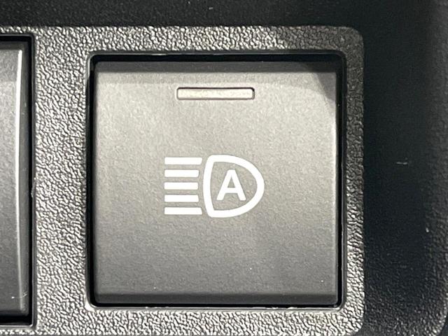 シエンタ ハイブリッドZ 4WD 10.5インチディスプレイ 両側電動ドア 全周囲カメラ セーフティセンス レーダークルーズ 禁煙車 ドラレコ コーナーセンサー LEDヘッド ETC2.0 オートハイビーム 車線逸脱警報(38枚目)