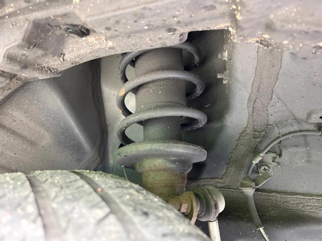 ハスラー Jターボ 4WD SDナビ 衝突被害軽減システム 禁煙車 スマートキー HIDヘッド クルコン 車線逸脱警報 オートライト オートエアコン 純正15インチアルミ Bluetooth CD DVD再生 フルセグ(20枚目)