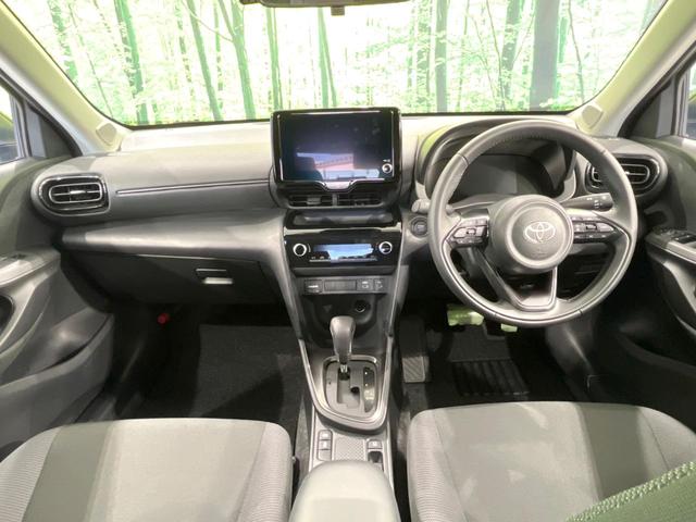 ヤリスクロス G 純正8インチディスプレイ バックカメラ セーフティセンス レーダークルーズ 禁煙車 ドラレコ コーナーセンサー ETC2.0 オートハイビーム 車線逸脱警報 オートライト オートエアコン(2枚目)