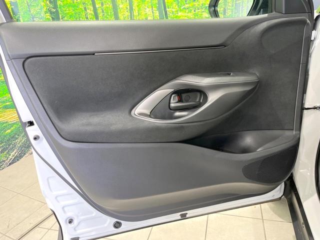 ヤリスクロス G 純正8インチディスプレイ バックカメラ セーフティセンス レーダークルーズ 禁煙車 ドラレコ コーナーセンサー ETC2.0 オートハイビーム 車線逸脱警報 オートライト オートエアコン(25枚目)