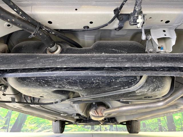 アルトラパン モード　純正ＳＤナビ　バックカメラ　セーフティサポート　禁煙車　ドラレコ　コーナーセンサー　スマートキー　ＨＩＤヘッド　車線逸脱警報　オートライト　オートエアコン　Ｂｌｕｅｔｏｏｔｈ　ＣＤ　ＤＶＤ再生（19枚目）