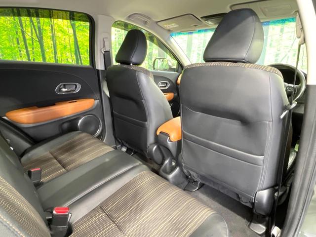 ヴェゼル ハイブリッドZ 純正ナビ バックカメラ 衝突被害軽減システム 禁煙車 コーナーセンサー LEDヘッド ビルトインETC クルコン 車線逸脱警報 オートライト デュアルエアコン 純正17インチアルミ CD(56枚目)