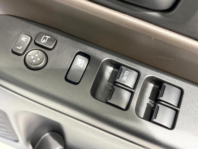 スペーシア ハイブリッドG 届出済未使用車 衝突被害軽減システム コーナーセンサー スマートキー LEDヘッド オートハイビーム 車線逸脱警報 オートライト オートエアコン 盗難防止装置 プライバシーガラス(6枚目)