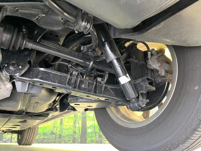 お車を安心してお乗りいただく為には、足回りの定期点検が欠かせません。サービスサポート（有償保証）では無料点検もご提供しており、安心のカーライフをお過ごしいただけるサポート体制が整っています。