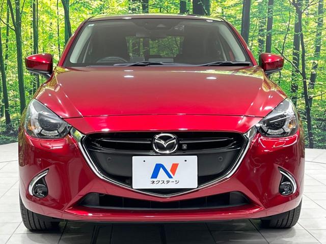 デミオ ＸＤミストマルーン　４ＷＤ　ディーゼル（軽油）　マツダコネクト　全周囲カメラ　衝突被害軽減システム　禁煙車　ドラレコ　コーナーセンサー　ＬＥＤヘッド　ＥＴＣ　クルコン　純正１６インチアルミ　車線逸脱警報　オートライト（14枚目）