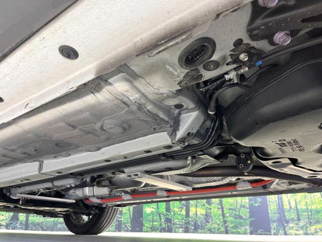 カローラクロス ハイブリッド　Ｚ　全周囲カメラ　衝突被害軽減システム　レーダークルーズ　禁煙車　電動リアゲート　パワーシート　コーナーセンサー　スマートキー　ＬＥＤヘッド　ＥＴＣ２．０　純正１８インチアルミ　オートハイビーム（22枚目）