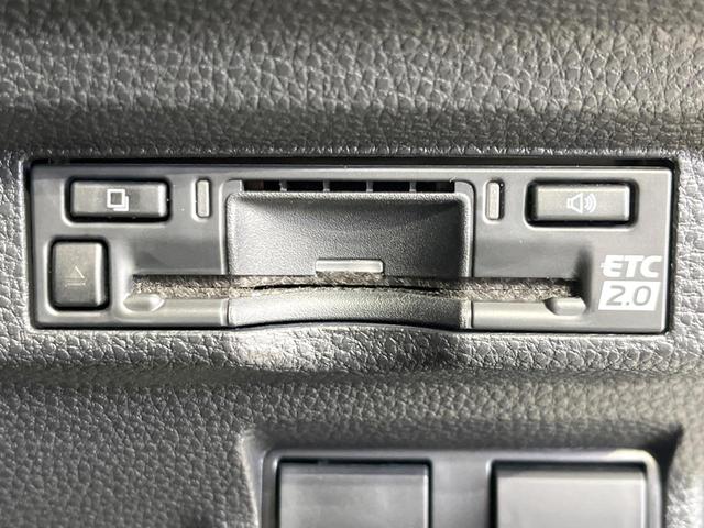 カローラクロス ハイブリッド　Ｚ　全周囲カメラ　衝突被害軽減システム　レーダークルーズ　禁煙車　電動リアゲート　パワーシート　コーナーセンサー　スマートキー　ＬＥＤヘッド　ＥＴＣ２．０　純正１８インチアルミ　オートハイビーム（38枚目）