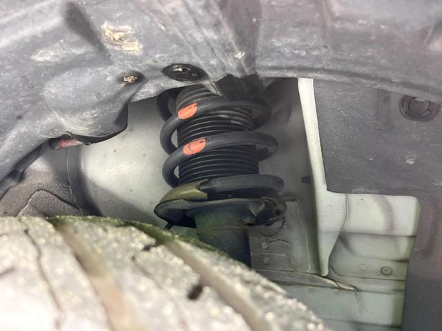 ノート ｅ－パワー　Ｘ　バックカメラ　ＳＤナビ　衝突軽減　車線逸脱　禁煙車　ＥＴＣ　ＬＥＤヘッド　オートライト　オートエアコン　Ｂｌｕｅｔｏｏｔｈ　ＤＶＤ／ＣＤ再生　スマートキー　電動格納ドアミラー　アイドリングストップ（20枚目）