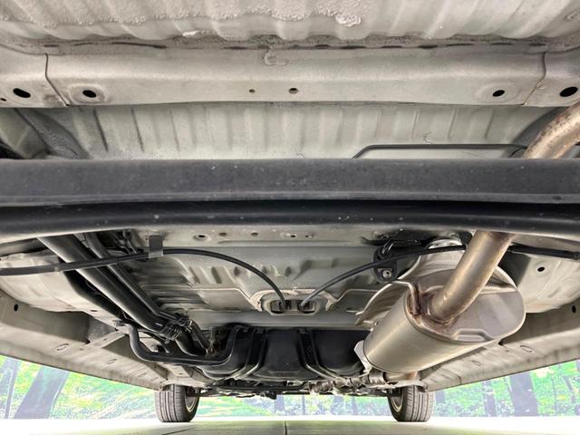 Ｎ－ＯＮＥ ＲＳ　ターボ　純正ＳＤナビ　バックカメラ　衝突被害軽減システム　禁煙車　ハーフレザーシート　ＬＥＤヘッド　ビルトインＥＴＣ　クルコン　純正１５インチアルミ　オートハイビーム　オートライト　オートエアコン（19枚目）