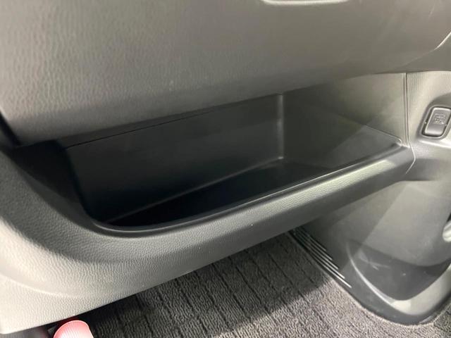 Ｎ－ＯＮＥ ＲＳ　ターボ　純正ＳＤナビ　バックカメラ　衝突被害軽減システム　禁煙車　ハーフレザーシート　ＬＥＤヘッド　ビルトインＥＴＣ　クルコン　純正１５インチアルミ　オートハイビーム　オートライト　オートエアコン（53枚目）