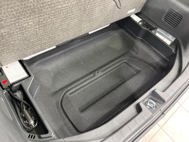 Ｎ－ＯＮＥ ＲＳ　ターボ　純正ＳＤナビ　バックカメラ　衝突被害軽減システム　禁煙車　ハーフレザーシート　ＬＥＤヘッド　ビルトインＥＴＣ　クルコン　純正１５インチアルミ　オートハイビーム　オートライト　オートエアコン（55枚目）