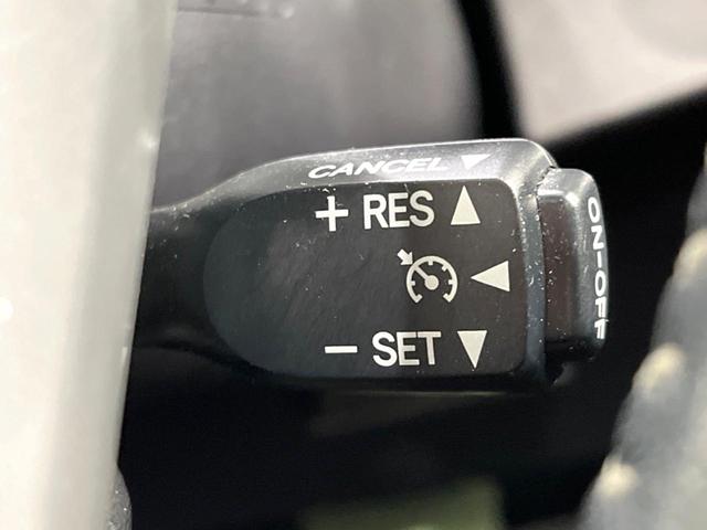 アクア Ｇ　バックカメラ　純正ＳＤナビ　クルーズコントロール　ＥＴＣ　Ｂｌｕｅｔｏｏｔｈ　フルセグ　ＤＶＤ／ＣＤ再生　オートライト　オートエアコン　アイドリングストップ　電動格納ドアミラー　スマートキー（5枚目）