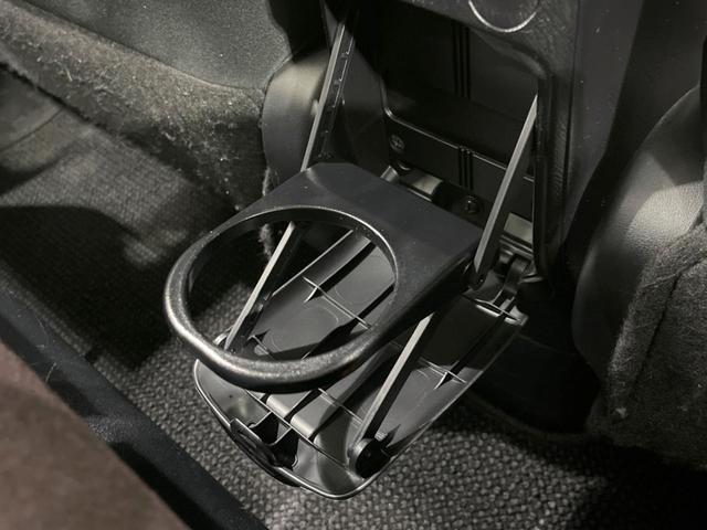 アクア Ｇ　バックカメラ　純正ＳＤナビ　クルーズコントロール　ＥＴＣ　Ｂｌｕｅｔｏｏｔｈ　フルセグ　ＤＶＤ／ＣＤ再生　オートライト　オートエアコン　アイドリングストップ　電動格納ドアミラー　スマートキー（54枚目）