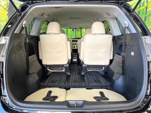 普段のお買い物や通勤、送迎等に十分な荷室スペースを確保しております。セカンドシートを倒すと、大きな荷物の積載も可能です♪