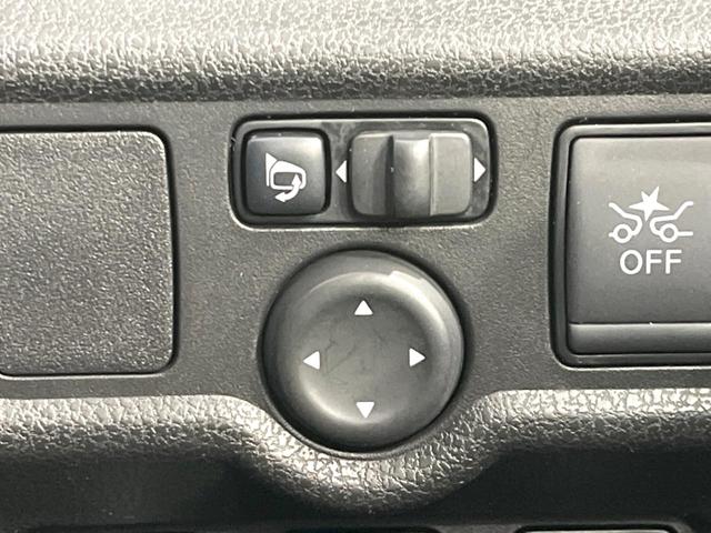 ノート Ｘ　ＦＯＵＲ　スマートセーフティエディション　４ＷＤ　純正ＳＤナビ　全周囲カメラ　衝突被害軽減システム　禁煙車　ドラレコ　コーナーセンサー　スマートキー　ＬＥＤヘッド　ＥＴＣ　純正１５インチアルミ　車線逸脱警報　オートライト　オートエアコン（49枚目）