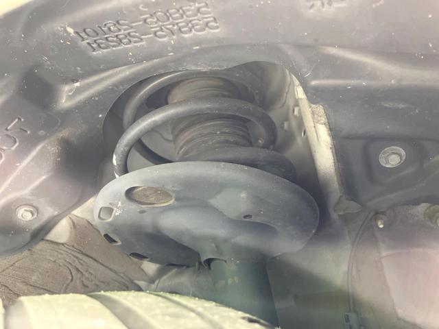 ノア ハイブリッドＳｉ　ダブルバイビーＩＩＩ　両側電動ドア　純正１０型ナビ　後席モニター　バックカメラ　衝突被害軽減システム　禁煙車　ハーフレザーシート　ドラレコ　コーナーセンサー　ＬＥＤヘッド　ビルトインＥＴＣ　クルコン　純正１６インチアルミ（20枚目）