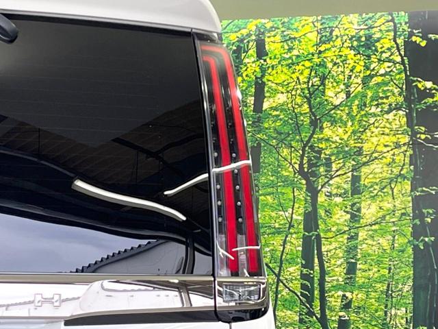 ノア ハイブリッドＳｉ　ダブルバイビーＩＩＩ　両側電動ドア　純正１０型ナビ　後席モニター　バックカメラ　衝突被害軽減システム　禁煙車　ハーフレザーシート　ドラレコ　コーナーセンサー　ＬＥＤヘッド　ビルトインＥＴＣ　クルコン　純正１６インチアルミ（28枚目）