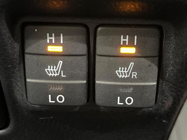 ノア ハイブリッドＳｉ　ダブルバイビーＩＩＩ　両側電動ドア　純正１０型ナビ　後席モニター　バックカメラ　衝突被害軽減システム　禁煙車　ハーフレザーシート　ドラレコ　コーナーセンサー　ＬＥＤヘッド　ビルトインＥＴＣ　クルコン　純正１６インチアルミ（39枚目）