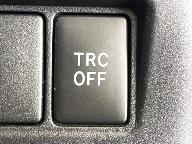 ノア ハイブリッドＳｉ　ダブルバイビーＩＩＩ　両側電動ドア　純正１０型ナビ　後席モニター　バックカメラ　衝突被害軽減システム　禁煙車　ハーフレザーシート　ドラレコ　コーナーセンサー　ＬＥＤヘッド　ビルトインＥＴＣ　クルコン　純正１６インチアルミ（55枚目）