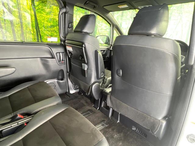 ノア ハイブリッドＳｉ　ダブルバイビーＩＩＩ　両側電動ドア　純正１０型ナビ　後席モニター　バックカメラ　衝突被害軽減システム　禁煙車　ハーフレザーシート　ドラレコ　コーナーセンサー　ＬＥＤヘッド　ビルトインＥＴＣ　クルコン　純正１６インチアルミ（61枚目）