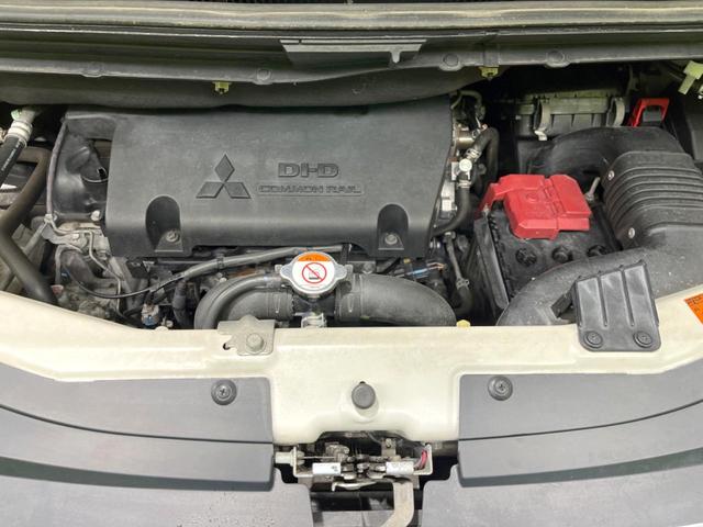 デリカD:5 D パワーパッケージ 4WD ディーゼル(軽油) 両側電動ドア SDナビ バックカメラ 禁煙車 ドラレコ スマートキー HIDヘッド ビルトインETC クルコン 純正18インチアルミ オートライト オートエアコン(18枚目)