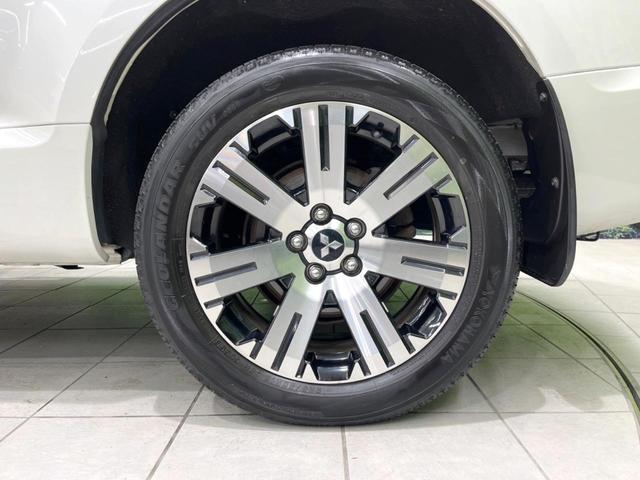 デリカD:5 D パワーパッケージ 4WD ディーゼル(軽油) 両側電動ドア SDナビ バックカメラ 禁煙車 ドラレコ スマートキー HIDヘッド ビルトインETC クルコン 純正18インチアルミ オートライト オートエアコン(56枚目)