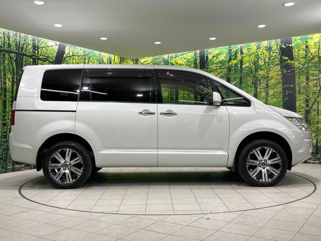 デリカD:5 D パワーパッケージ 4WD ディーゼル(軽油) 両側電動ドア SDナビ バックカメラ 禁煙車 ドラレコ スマートキー HIDヘッド ビルトインETC クルコン 純正18インチアルミ オートライト オートエアコン(62枚目)